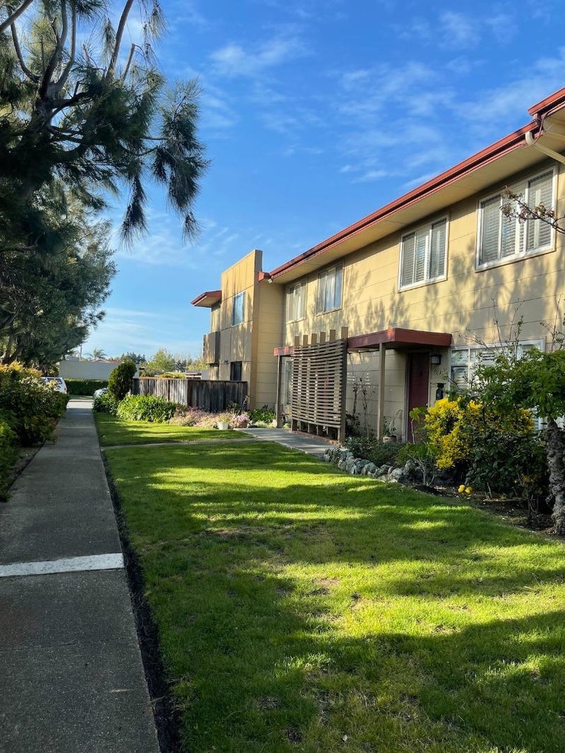 1504 Day Avenue G