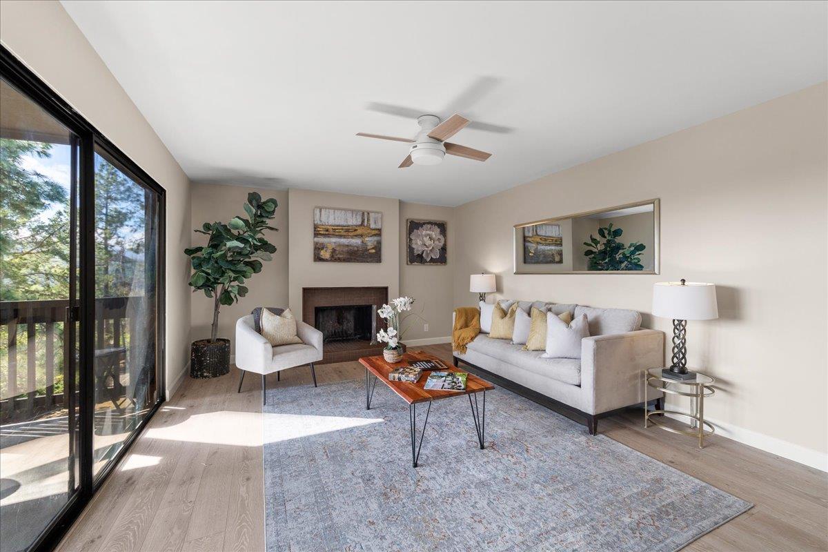 3323 La Mesa Drive 5