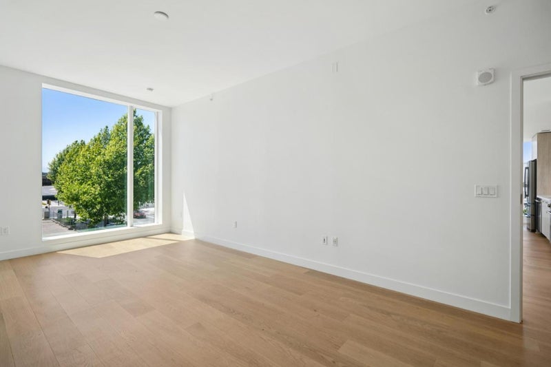 188 West Saint James Street 10302