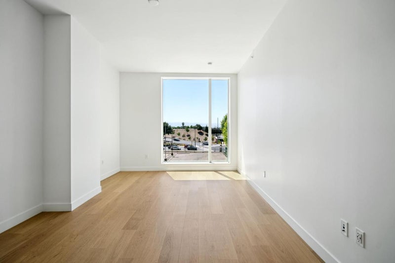 188 West Saint James Street 10302