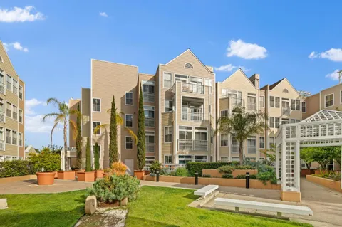550 Ortega Avenue Unit B321, Mountain View, CA 94040 - #: ML82003151