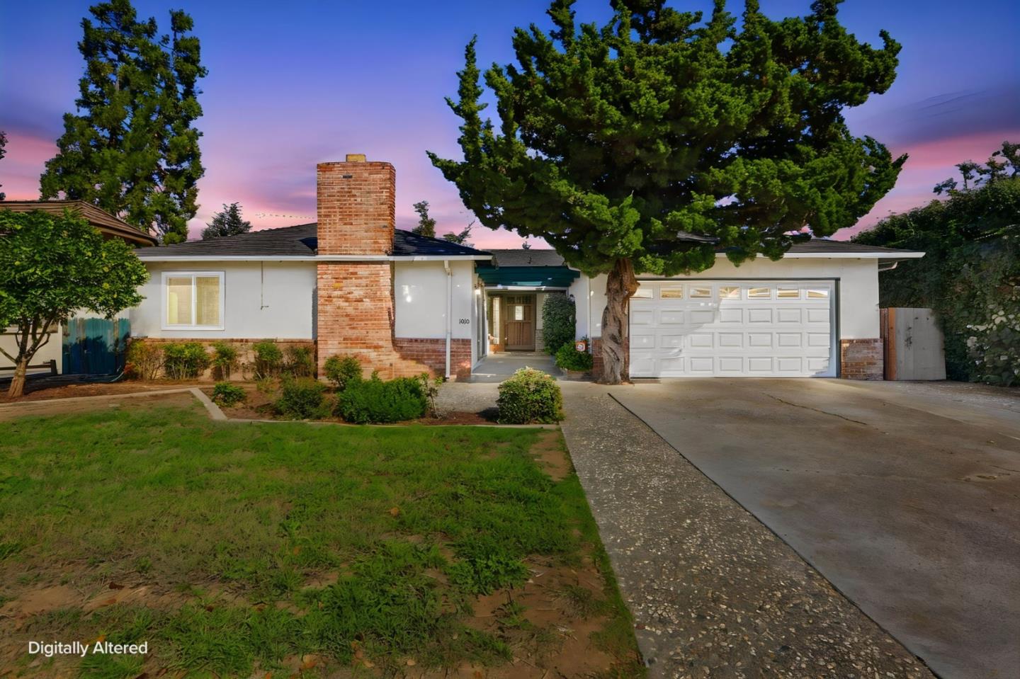 1010 South Baywood Avenue