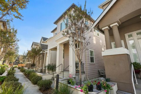 Featured picture for the property ML81938011