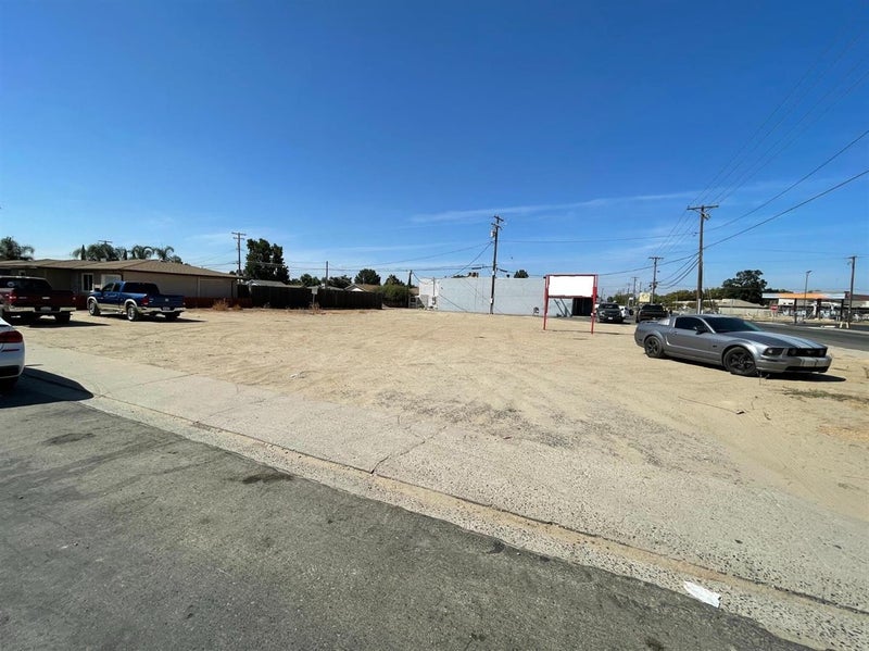 0 HOLLISTER & CENTRAL ST