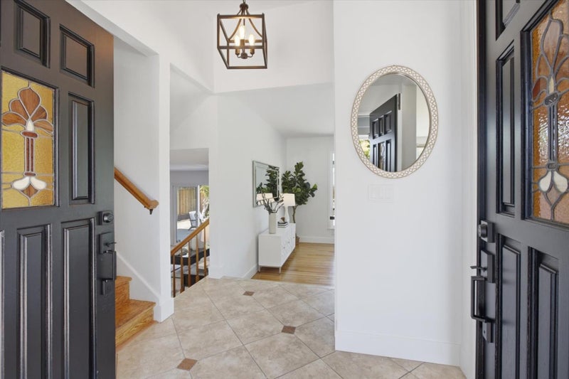 725 Vonna Court