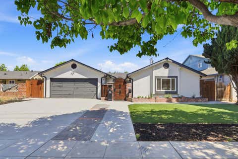 Photo of 744 Boynton Avenue, San Jose, CA 95117 (MLS # ML82045230)