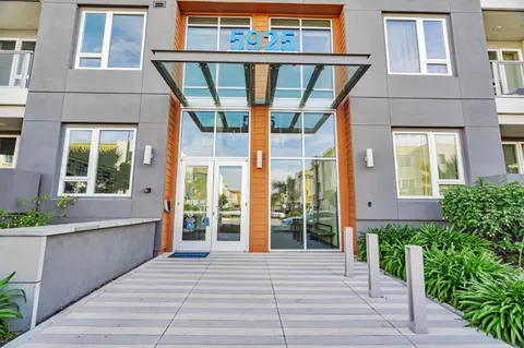 5925 Charlotte Drive Unit 418, San Jose, CA 95123 - #: ML82003748