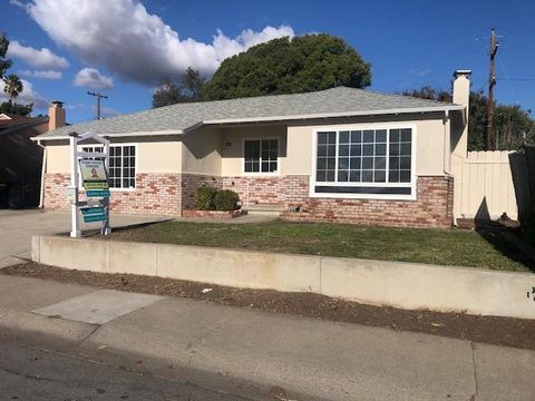 Photo of 1830 Vegas Ave, MILPITAS, CA 95035 (MLS # ML82021915)