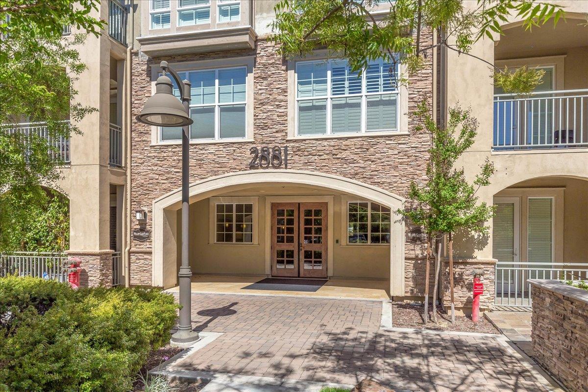 2881 Meridian Avenue 104