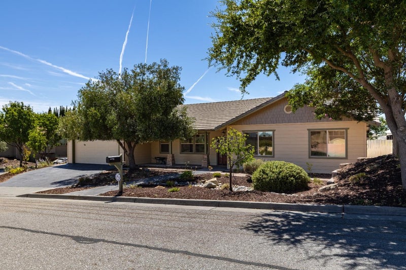 653 Red Cloud Road