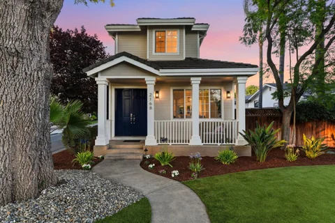 MLS: ML82052622