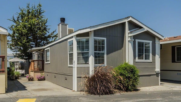 3015 E BAYSHORE RD SPC 316, REDWOOD CITY, CA 94063 - Image 356cc89d055a7f62cc710e27ae0cb50d/3700454477