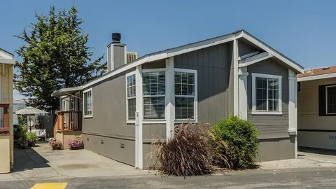 3015 E Bayshore Road Unit 316, Redwood City, CA 94063 - #: ML82031942