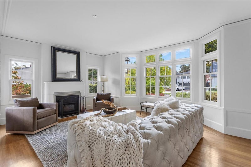 826 Walnut Avenue