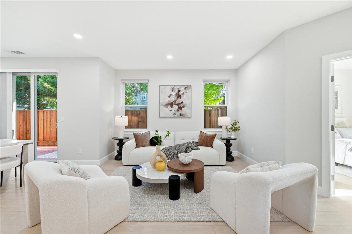 645 Woodland Terrace