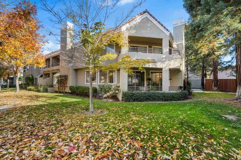 Photo of 525 Quailbrook Court, San Jose, CA 95110 (MLS # ML82027034)