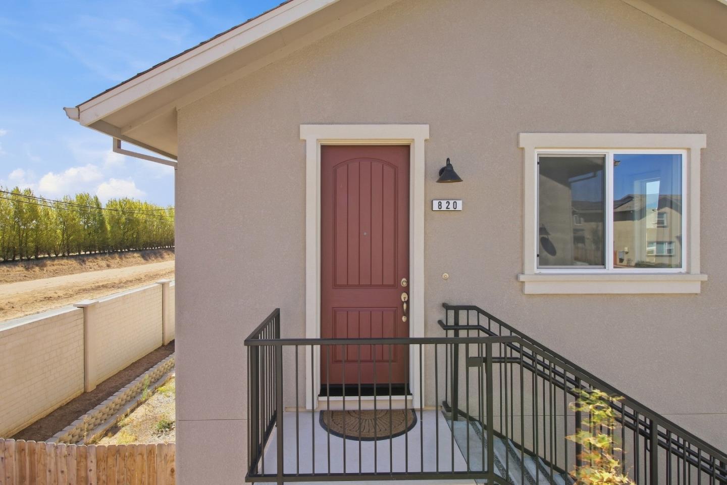 820 Vasquez Drive
