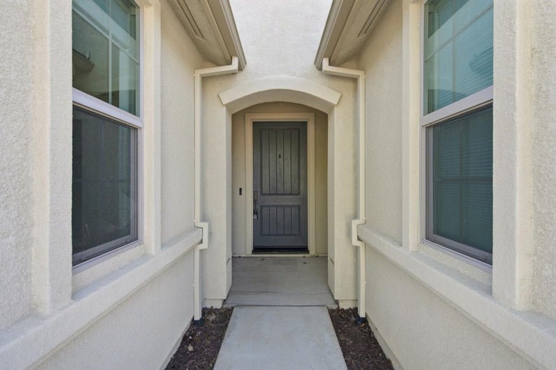 1261 Azalea Drive
