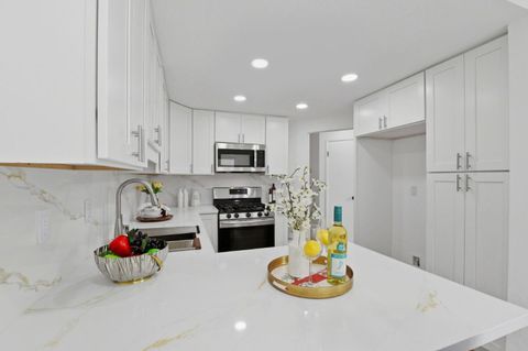 Tiny photo for 513 Glenmoor Circle, MILPITAS, CA 95035 (MLS # ML82033896)