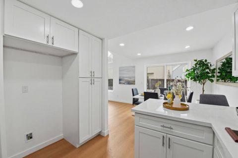 Tiny photo for 513 Glenmoor Circle, MILPITAS, CA 95035 (MLS # ML82033896)