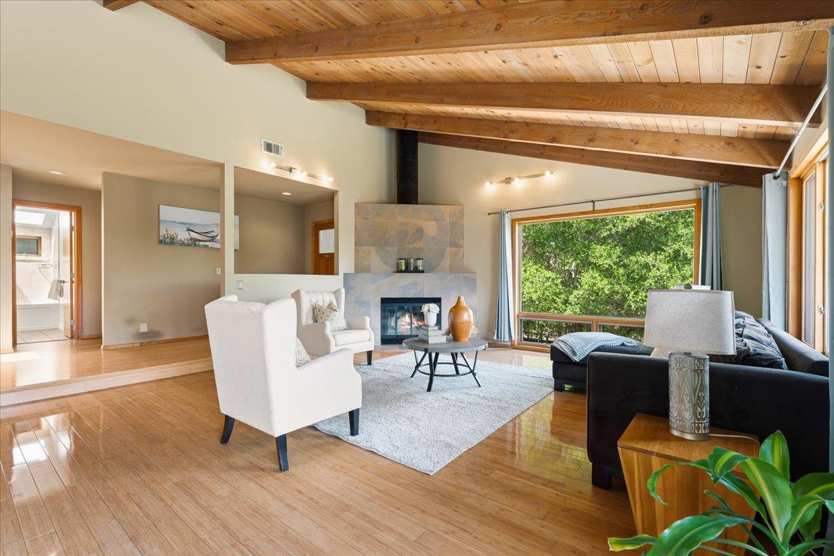 22213 Quinterno Court