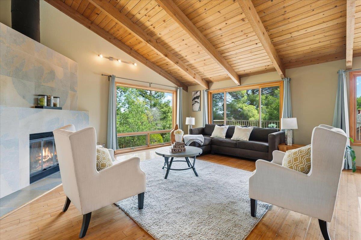 22213 Quinterno Court