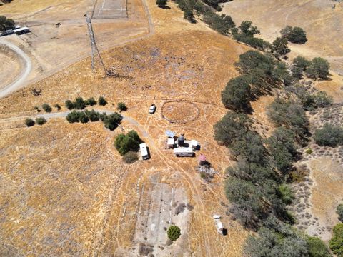 Photo of 19967 Panoche Road, Paicines, CA 95043 (MLS # ML82025645)