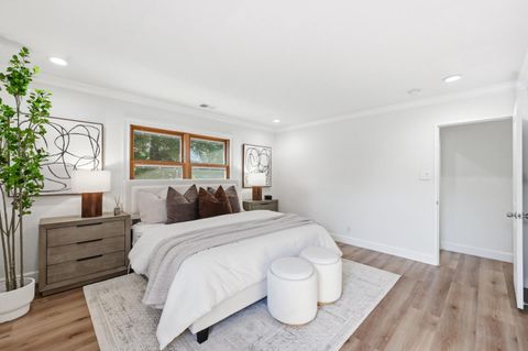 Tiny photo for 1033 Yorktown Drive, SUNNYVALE, CA 94087 (MLS # ML82043417)