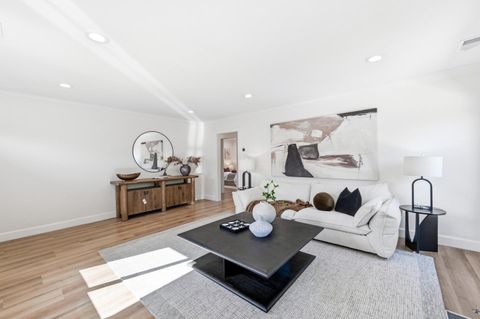 Tiny photo for 1033 Yorktown Drive, SUNNYVALE, CA 94087 (MLS # ML82043417)