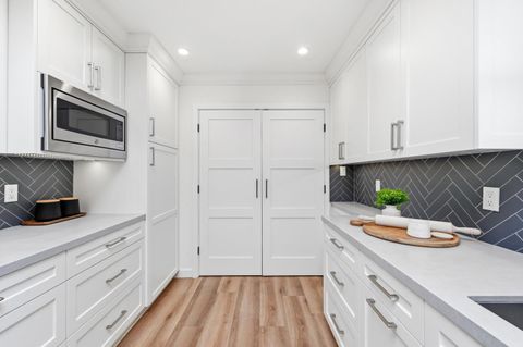Tiny photo for 1033 Yorktown Drive, SUNNYVALE, CA 94087 (MLS # ML82043417)
