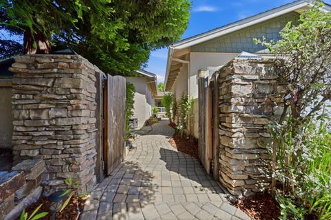 Tiny photo for 1033 Yorktown Drive, SUNNYVALE, CA 94087 (MLS # ML82043417)