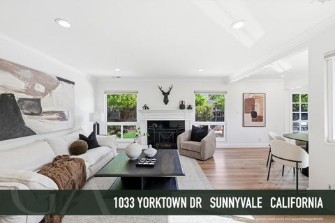 Photo of 1033 Yorktown Drive, SUNNYVALE, CA 94087 (MLS # ML82043417)