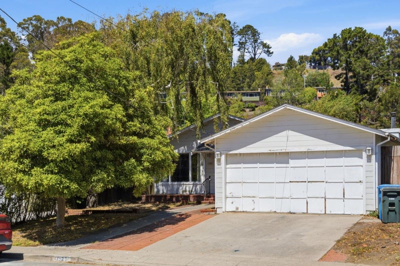 1527 Madeira Drive