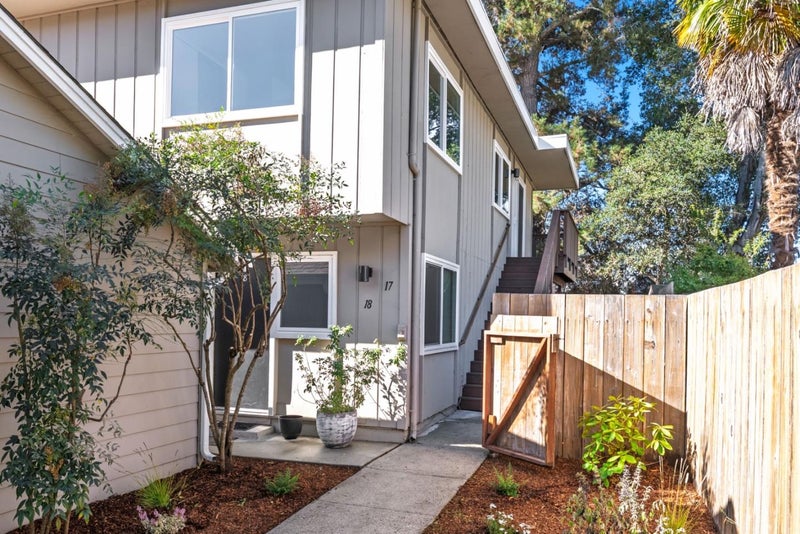 17 & 18 Jolley Way