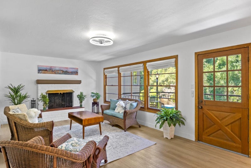 525 Riverview Drive