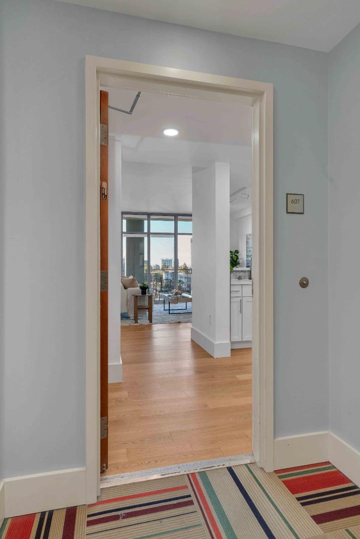175 West Saint James Street 607
