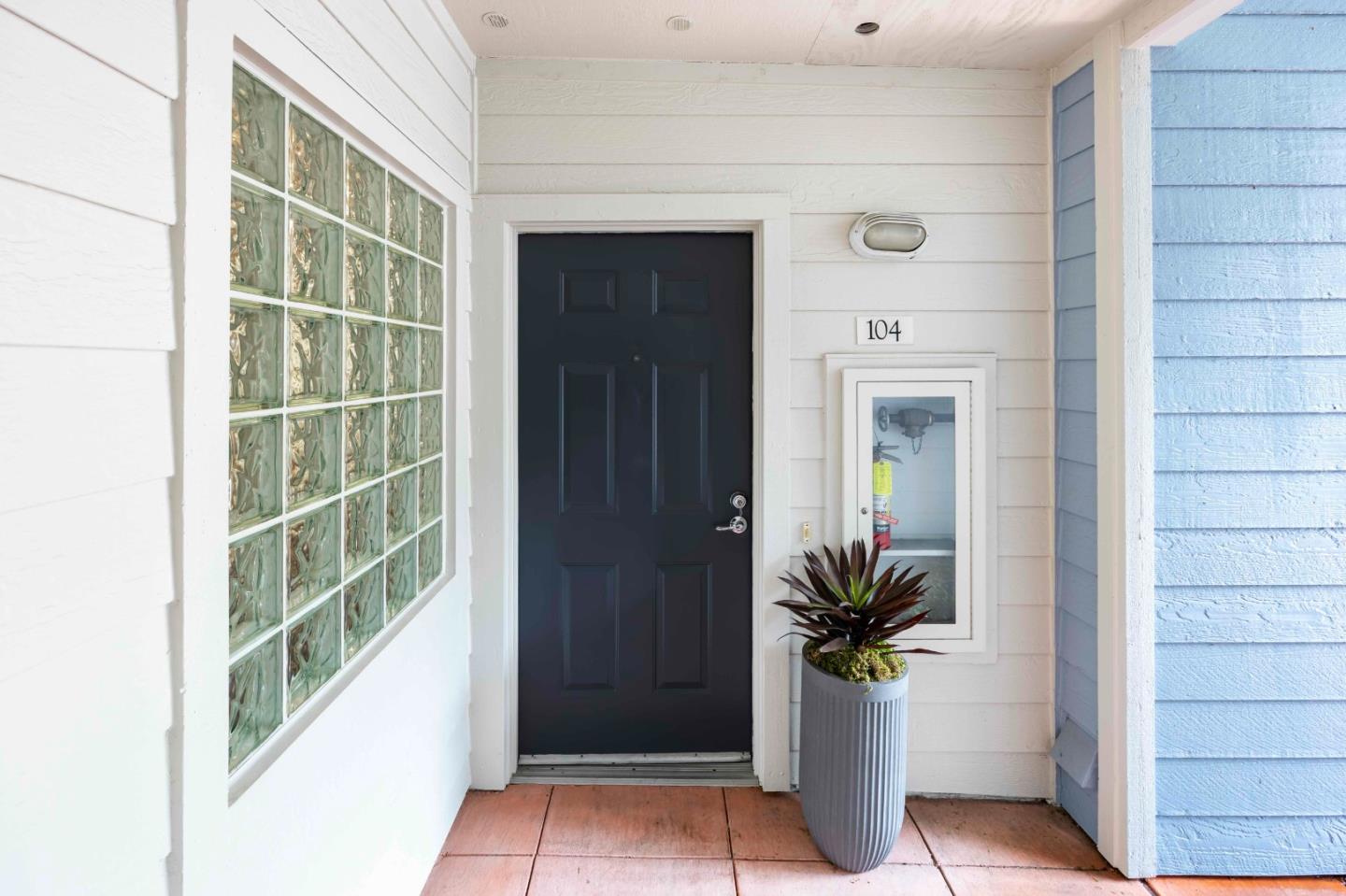 605 Arcadia Terrace 104