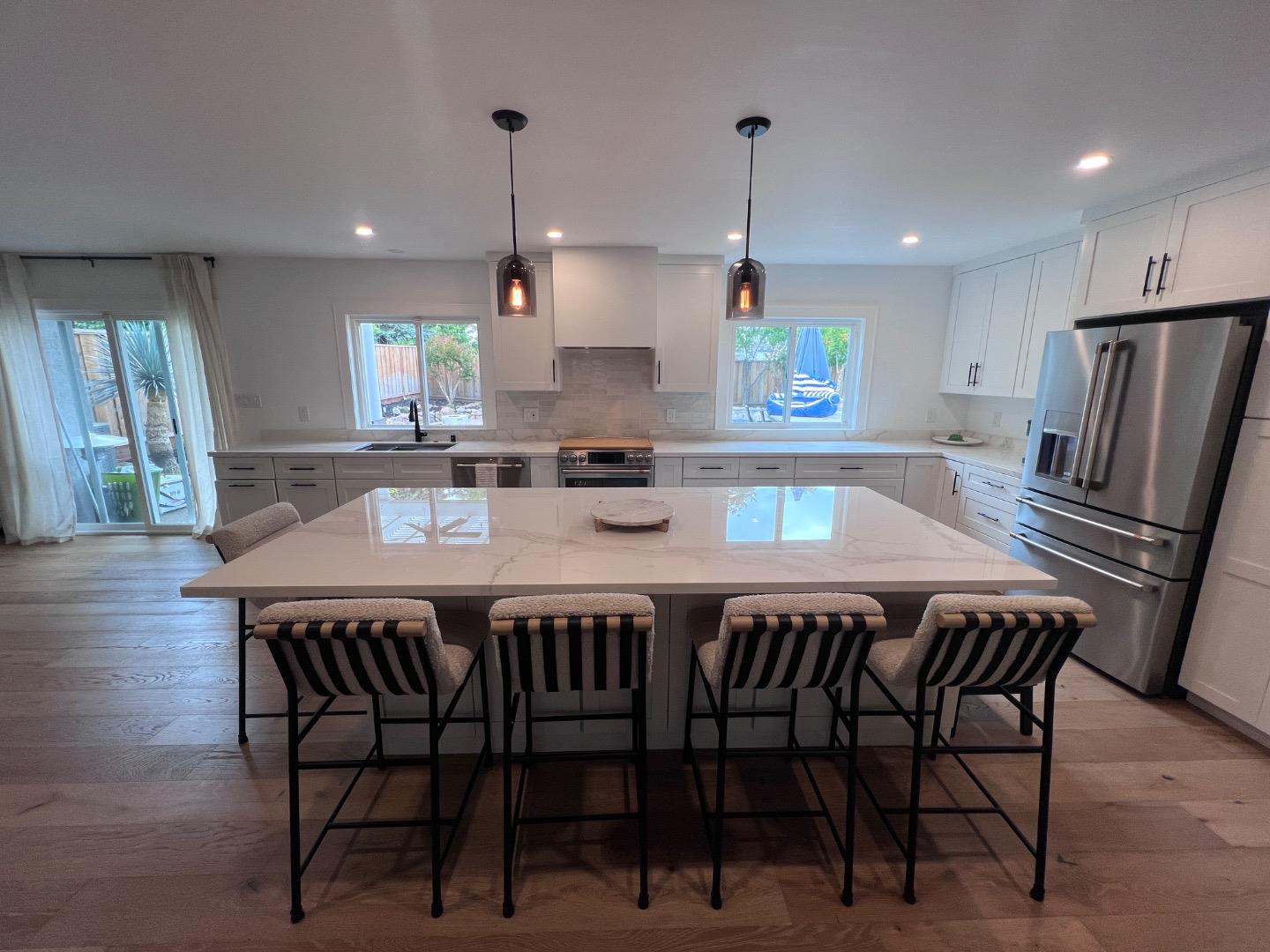 2884 Sombrero Circle