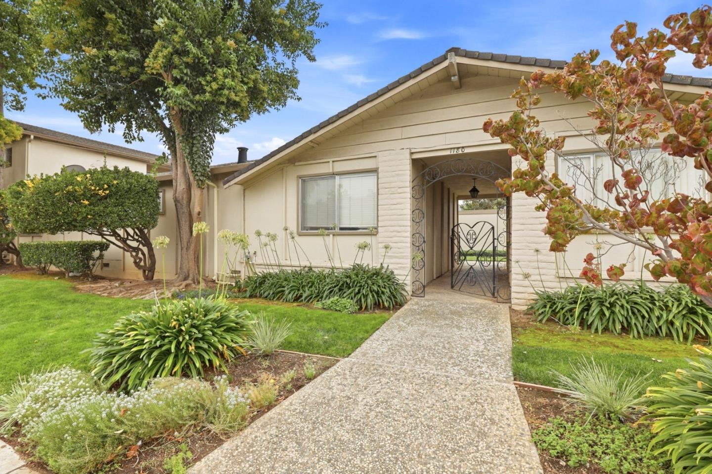 1180 Driftwood Terrace