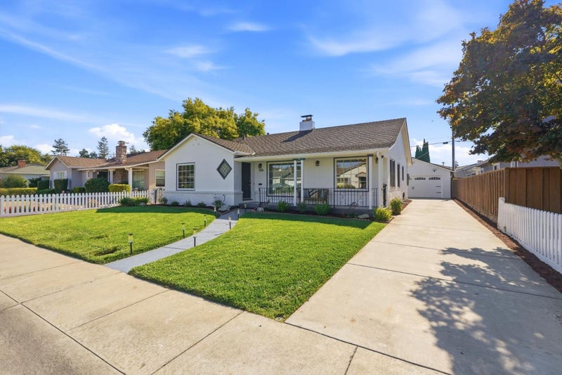 1226 Chapel Drive