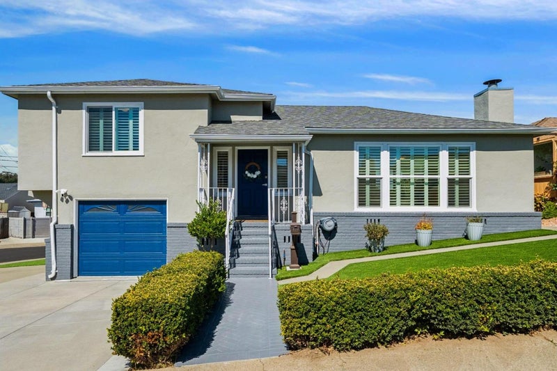 214 Manor Drive