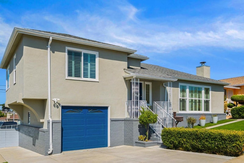 214 Manor Drive