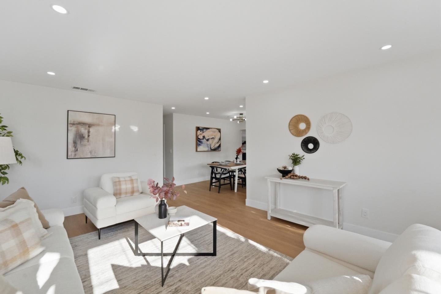 41392 Beatrice Street