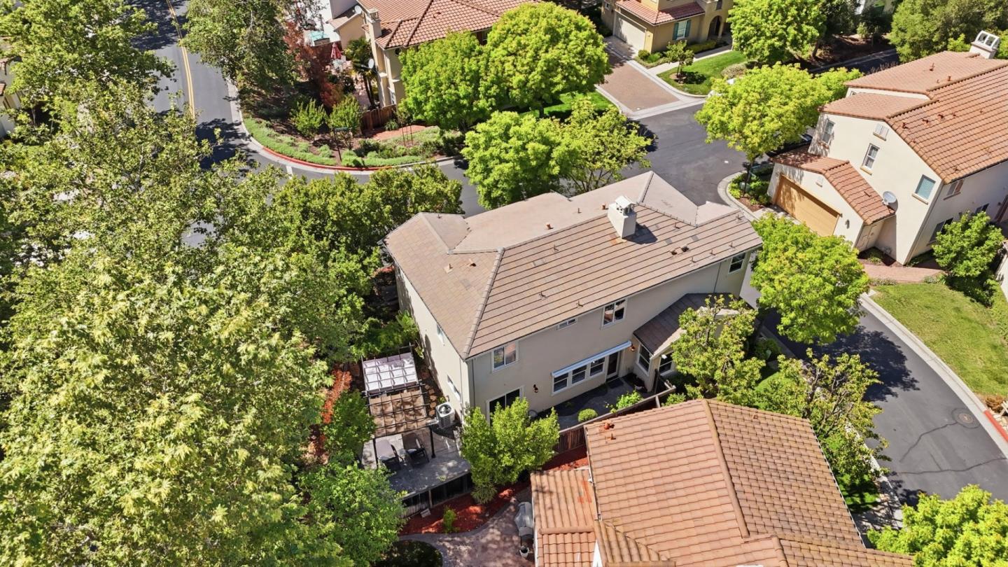 2521 Blairgowery Court