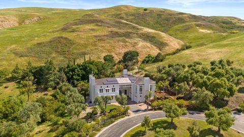 Tiny photo for 2698 Greenrock Road, Milpitas, CA 95035 (MLS # ML82041024)