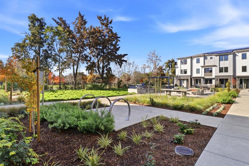 1112 Juana Court