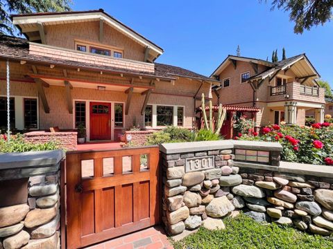 Photo of 1301 Bryant Street, PALO ALTO, CA 94301 (MLS # ML82035413)