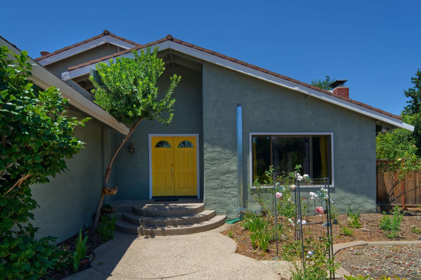 6805 Bluffwood Court