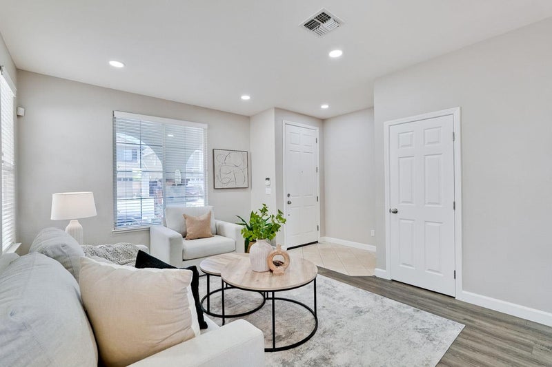 1233 Arabelle Way