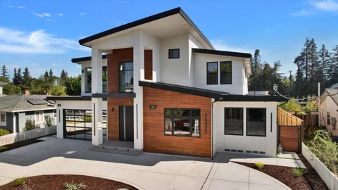 MLS: ML82057371